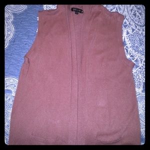 Love Tree sleeveless hooded cardigan